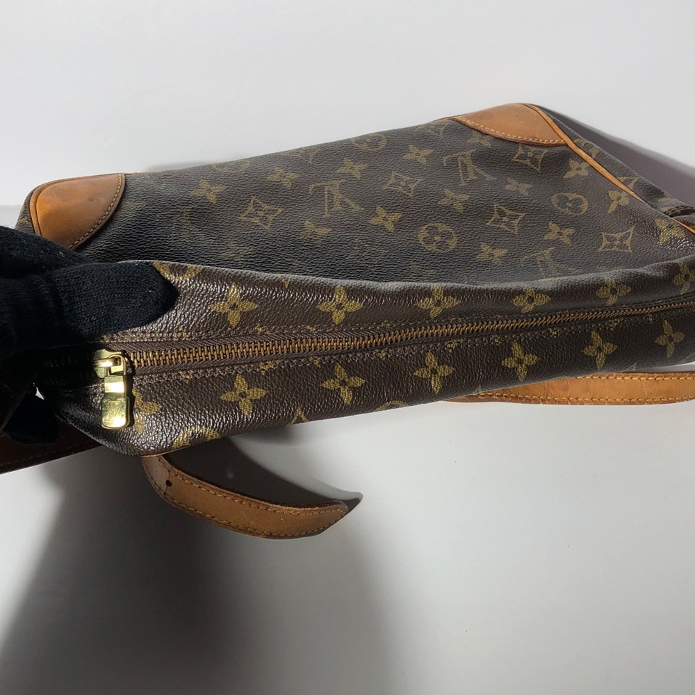 Pre-Love Louis Vuitton Monogram Messenger Bag in Brown and Tan - Picture 15 of 16